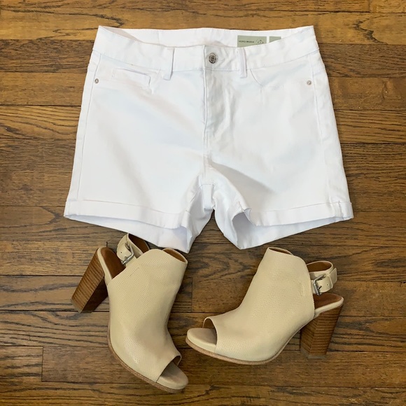 Vero Moda Denim - Vero Moda White Denim Shorts